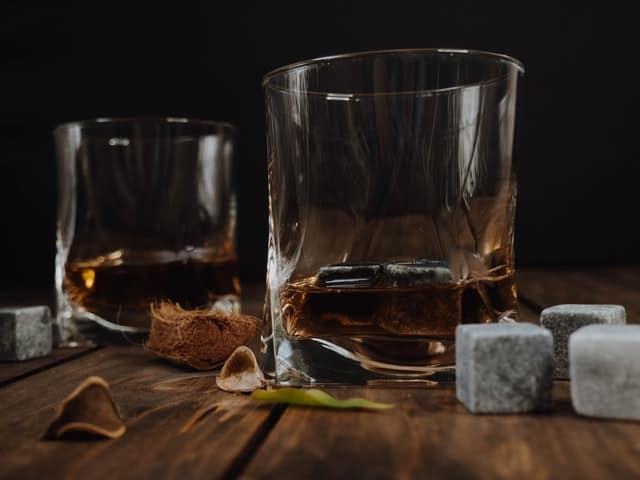 Uncharted Gifts for the whisky lover whisky stones